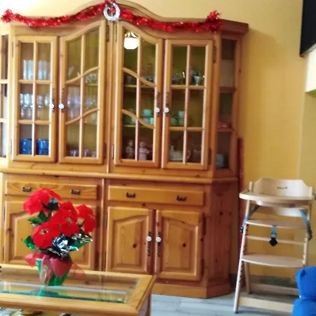 Holiday Urbanizacion Casco Antiguo Нуэвалос